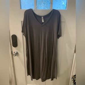 Plus size v neck tshirt dress